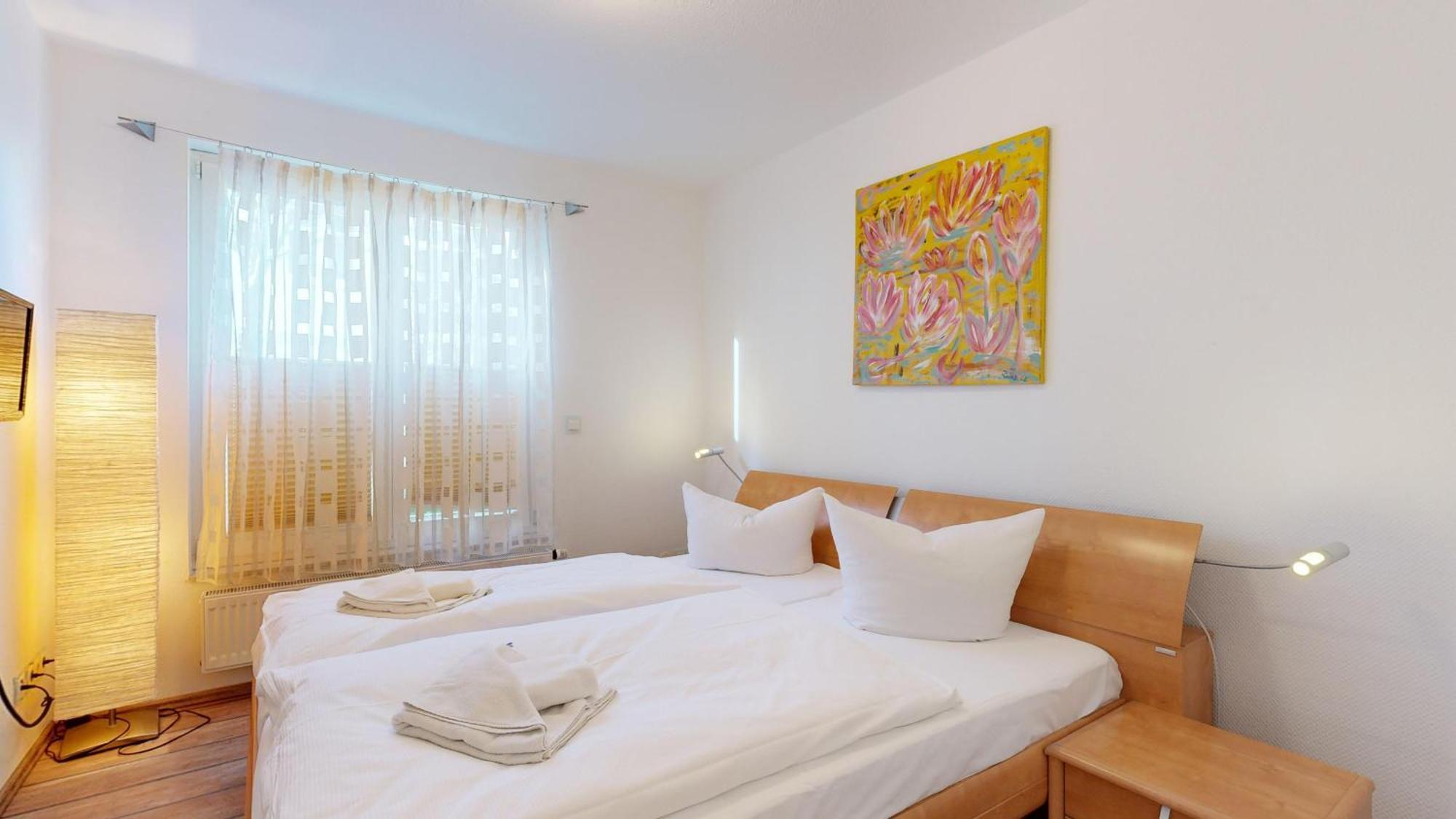 Strandnahe Mit 2 Schlafzimmern Und Terrasse, Am Kurpark, * Binz