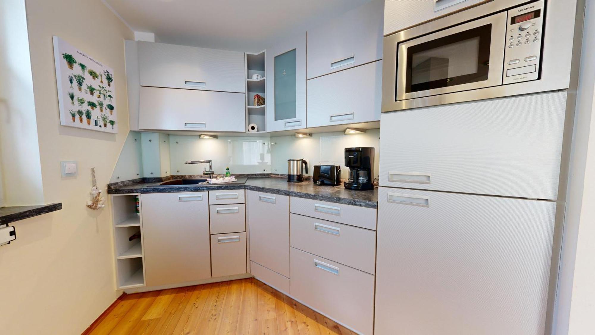 Strandnahe Mit 2 Schlafzimmern Und Terrasse, Am Kurpark, Apartment