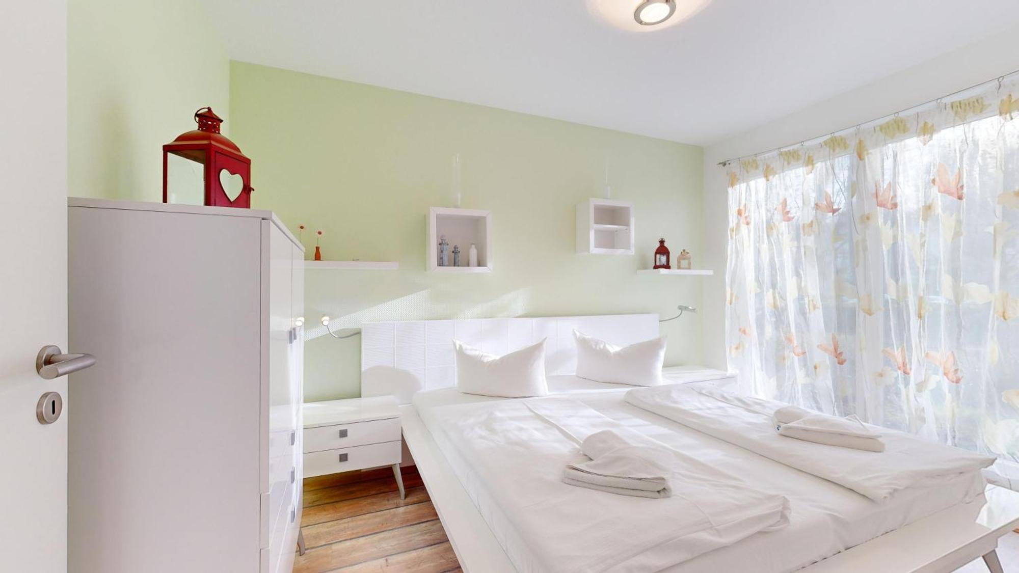 Strandnahe Mit 2 Schlafzimmern Und Terrasse, Am Kurpark, *