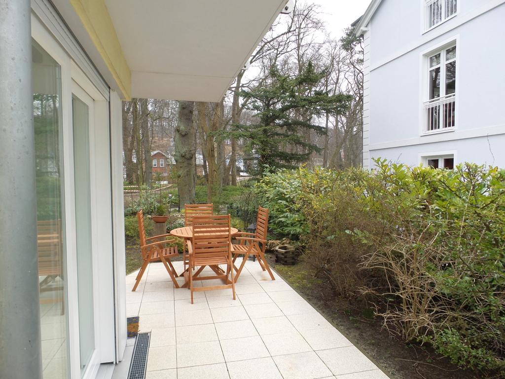 Strandnahe Mit 2 Schlafzimmern Und Terrasse, Am Kurpark, Binz